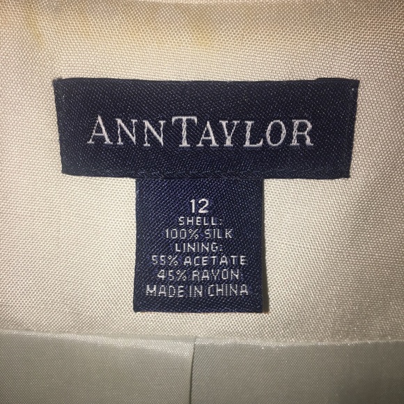 ANN TAYLOR cream colored 2 piece suit - Picture 3 of 5